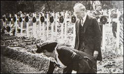Woodrow Wilson and his wife in Suresnes American Cemetery