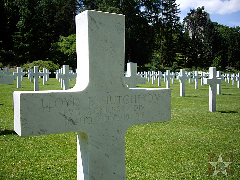 Grave of Lloyd Hutcheson at Belleau Wood