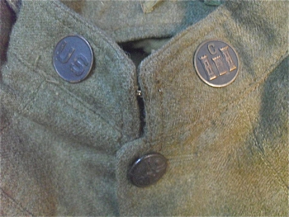 2nd Engineers 1st Battalion Uniform